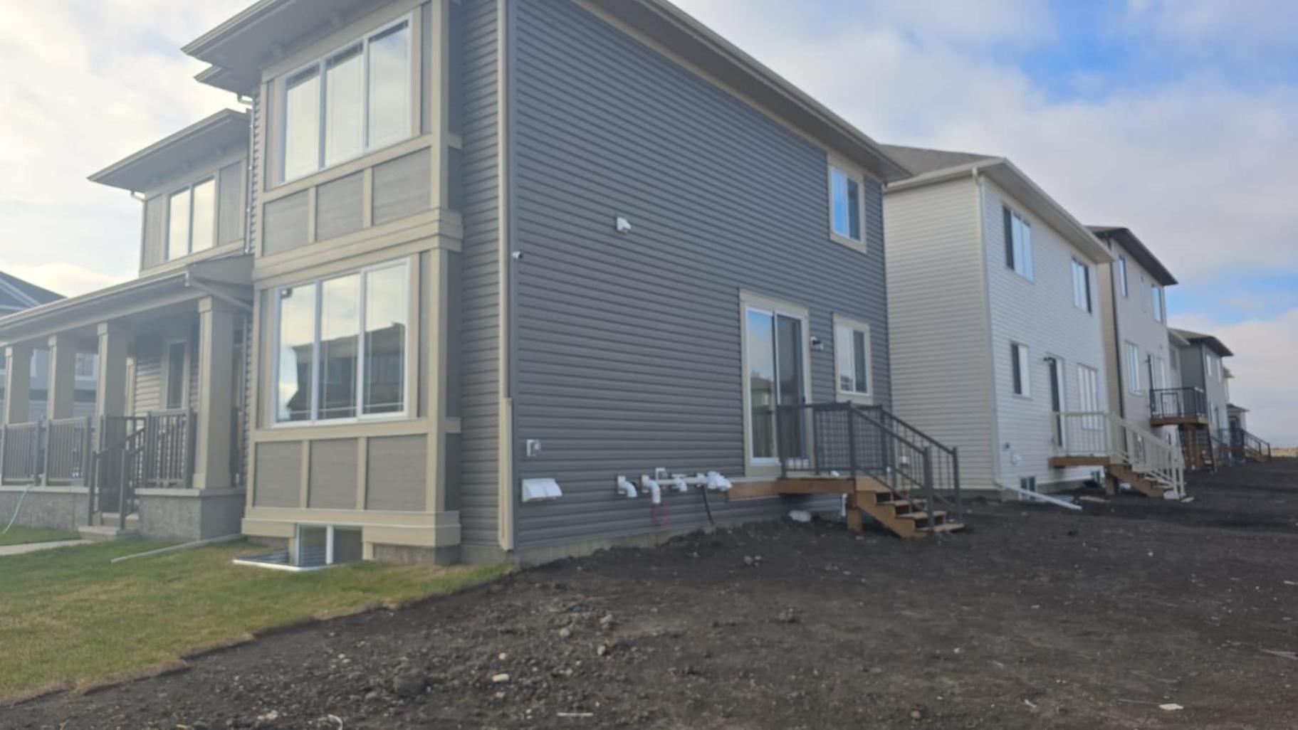 Cozzy Cityscape & Airport Retreat * Calgary